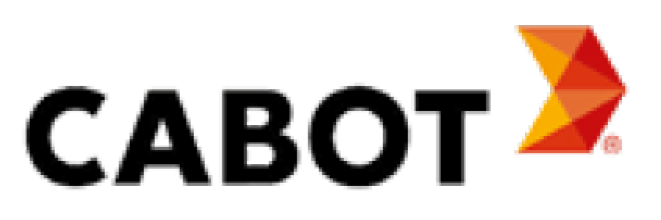 Imagem: Logotipo da Cabot compôosto pelo nome em letras maiúsculas pretas e, à direita, a ilustração do símbolo maior que em tons de laranja e vermelho. Fim da imagem.