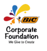 Imagem: Logotipo da Bic Corporate Foundation composto pelo logotipo da Bic e, abaixo, o nome em letras pretas. Na parte inferior, a frase "We Give to Create"; no canto superior esquerdo, arabescos coloridos.  Fim da imagem.